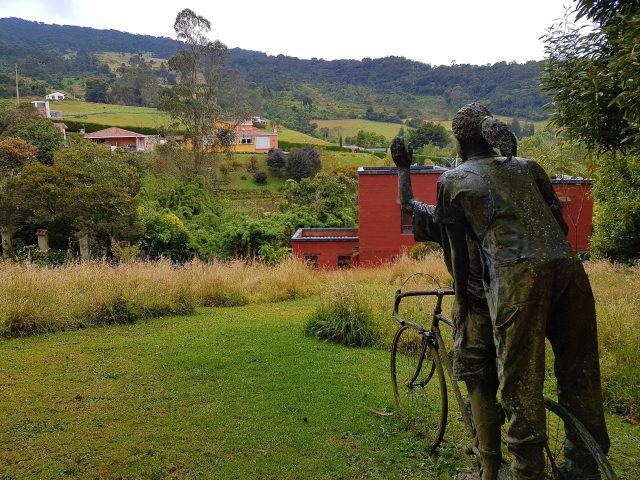 Observatorio de Colibries hummingbirds observatory Bogota